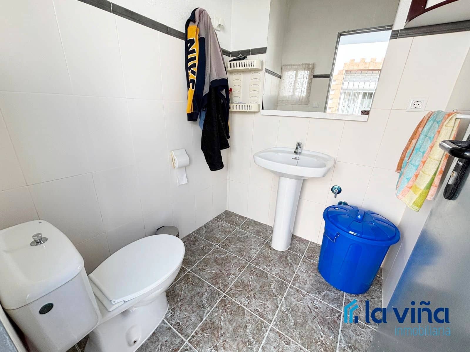 3 soveværelse Villa til salg i Iznajar med swimmingpool - € 270.000 (Ref: 8948243)