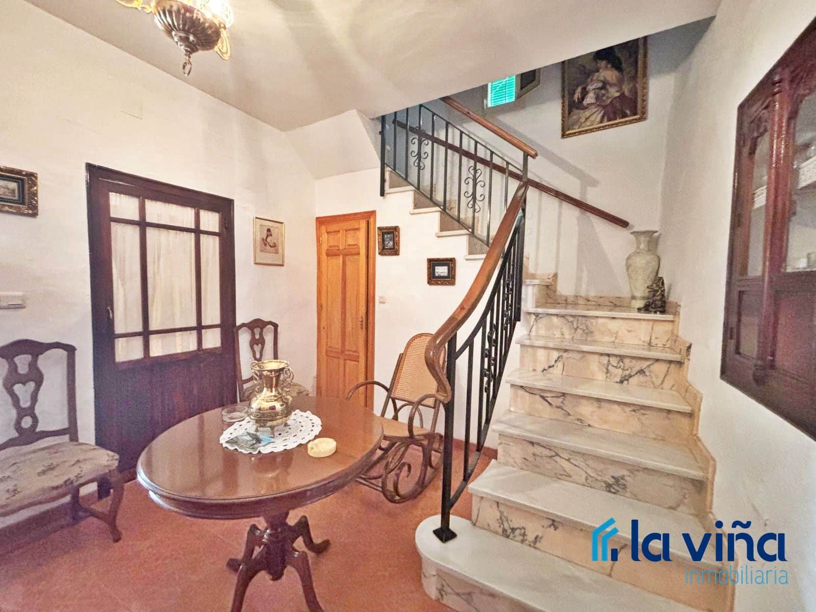 4 soveværelse Byhus til salg i Cuevas Bajas - € 95.000 (Ref: 8989646)