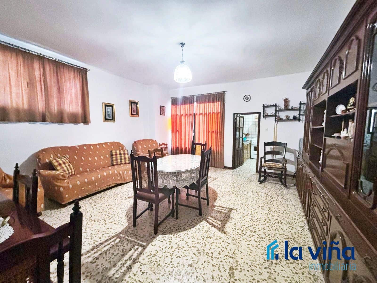 4 soveværelse Byhus til salg i Cuevas Bajas - € 95.000 (Ref: 8989646)