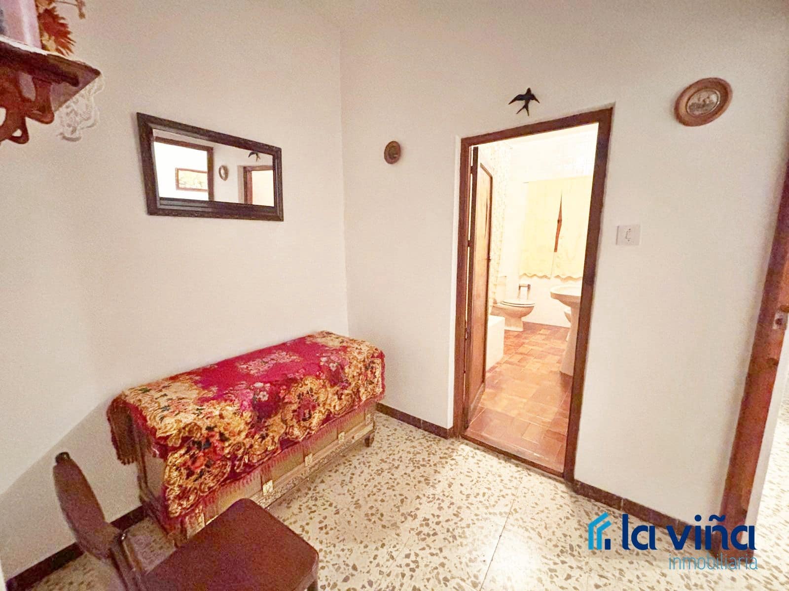 4 soveværelse Byhus til salg i Cuevas Bajas - € 95.000 (Ref: 8989646)