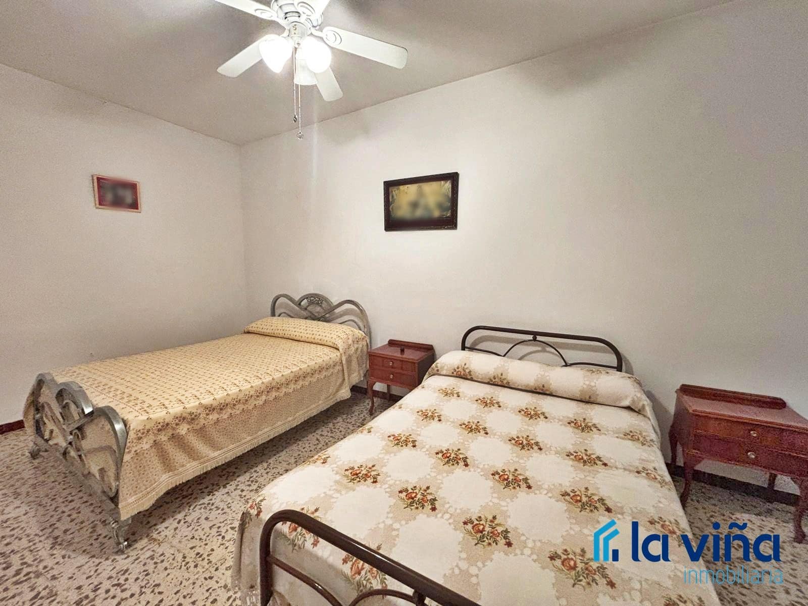 4 soveværelse Byhus til salg i Cuevas Bajas - € 95.000 (Ref: 8989646)