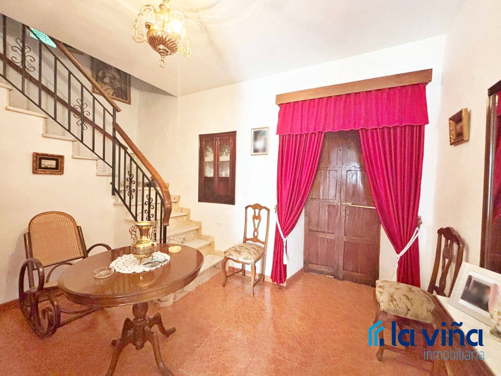 4 soveværelse Byhus til salg i Cuevas Bajas - € 95.000 (Ref: 8989646)