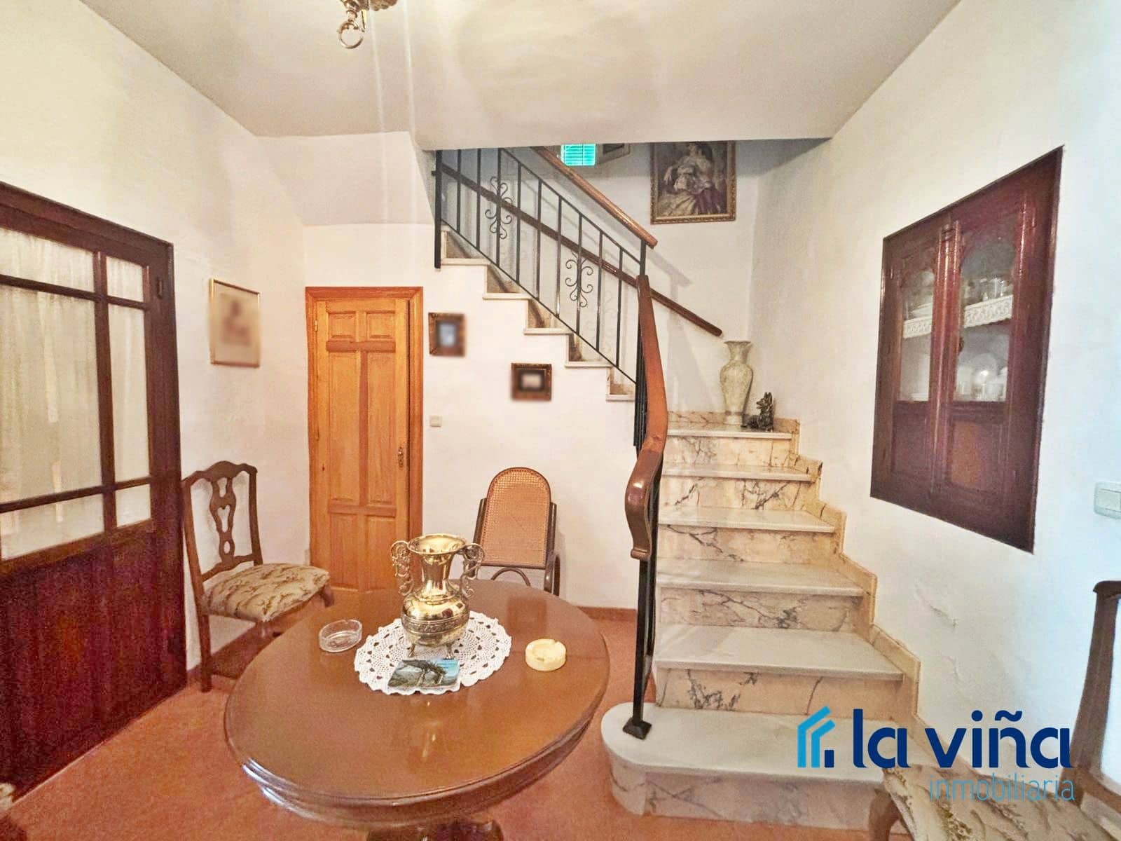 4 soveværelse Byhus til salg i Cuevas Bajas - € 95.000 (Ref: 8989646)