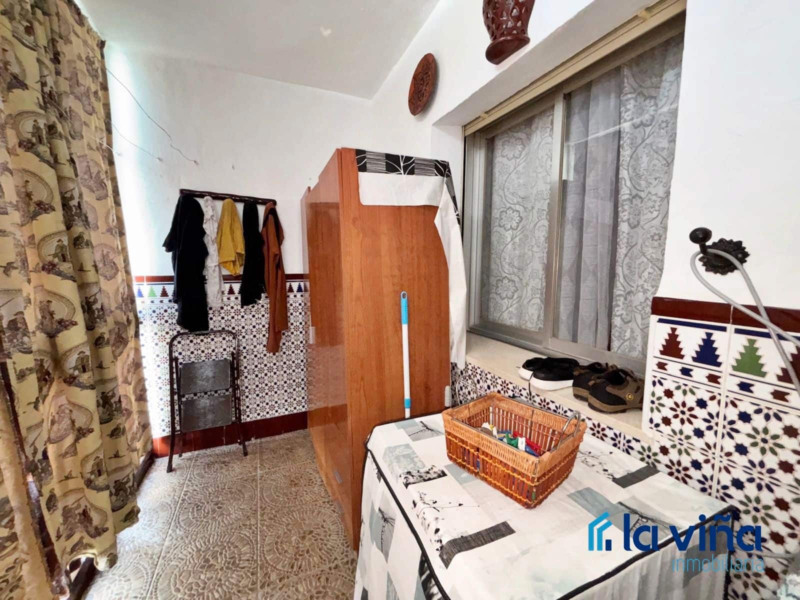 5 soveværelse Byhus til salg i Cuevas Bajas - € 95.000 (Ref: 8989648)