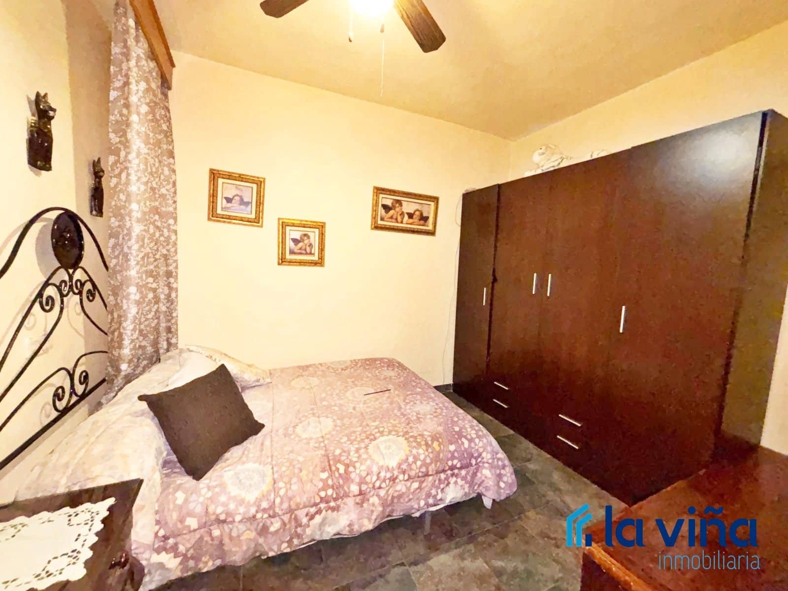 5 soveværelse Byhus til salg i Cuevas Bajas - € 95.000 (Ref: 8989648)