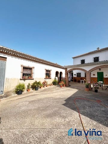 Finca/Landehus til salg i Priego de Córdoba - € 350.000 (Ref: 9028715)