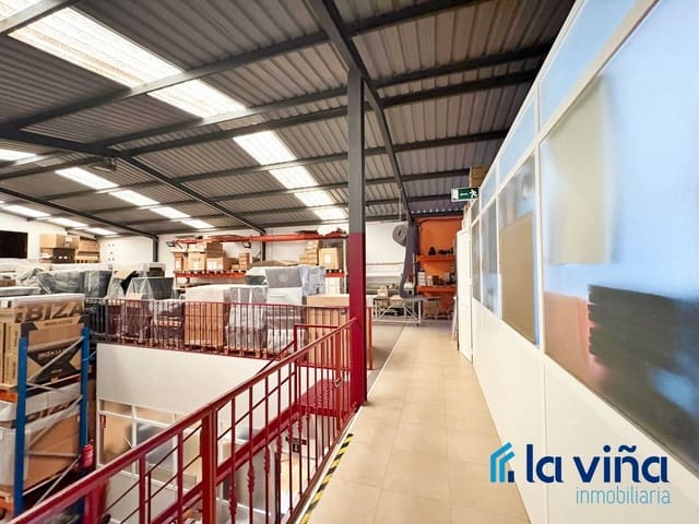 Erhverv til salg i Casariche - € 180.000 (Ref: 9031080)