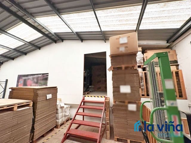 Erhverv til salg i Casariche - € 180.000 (Ref: 9031080)