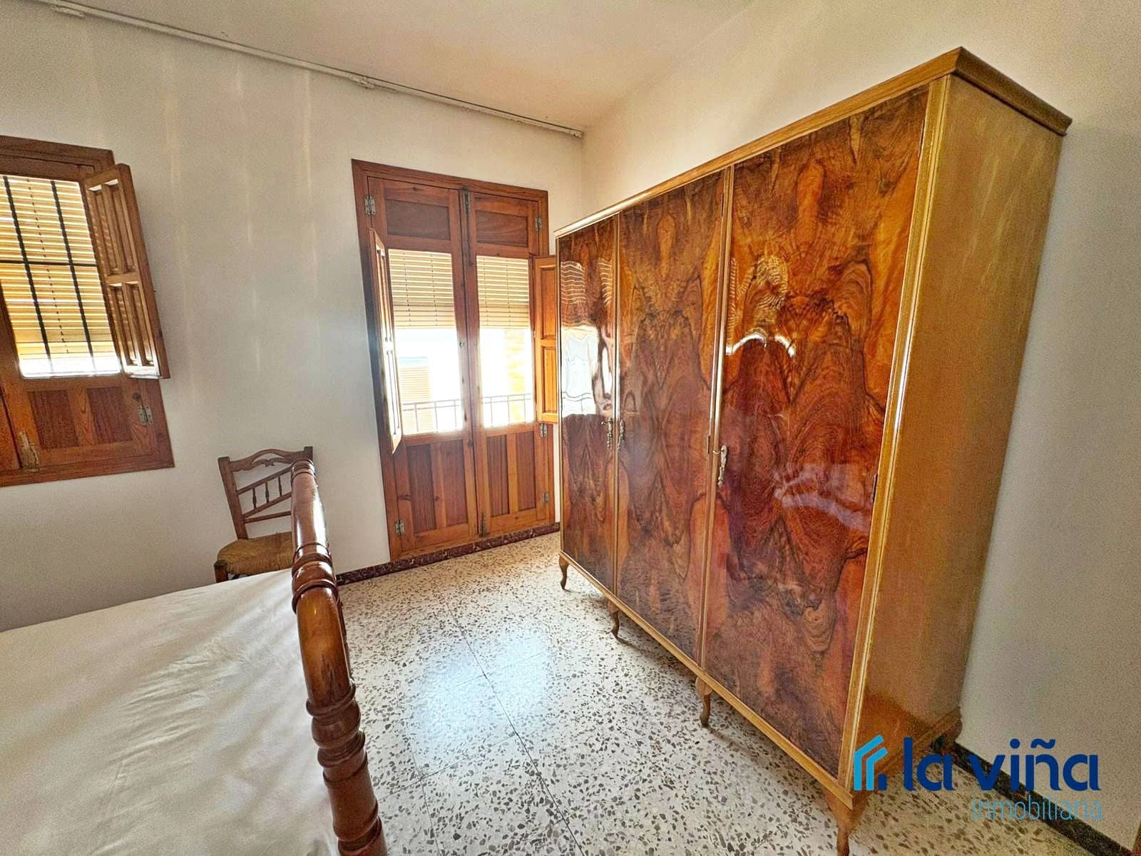 5 soveværelse Semi-Rækkehus til salg i Cuevas Bajas - € 73.000 (Ref: 9043916)