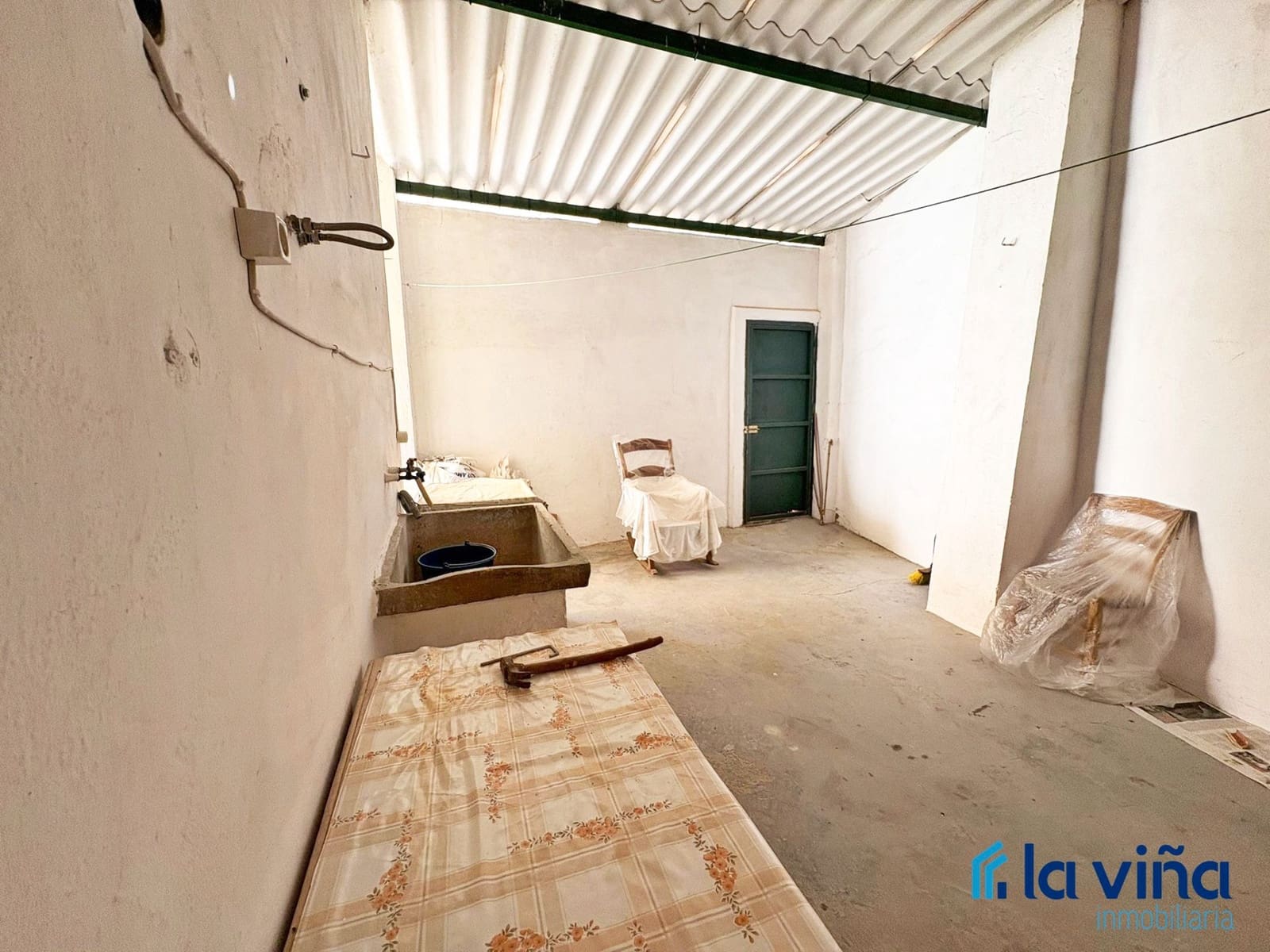 5 soveværelse Semi-Rækkehus til salg i Cuevas Bajas - € 73.000 (Ref: 9043916)