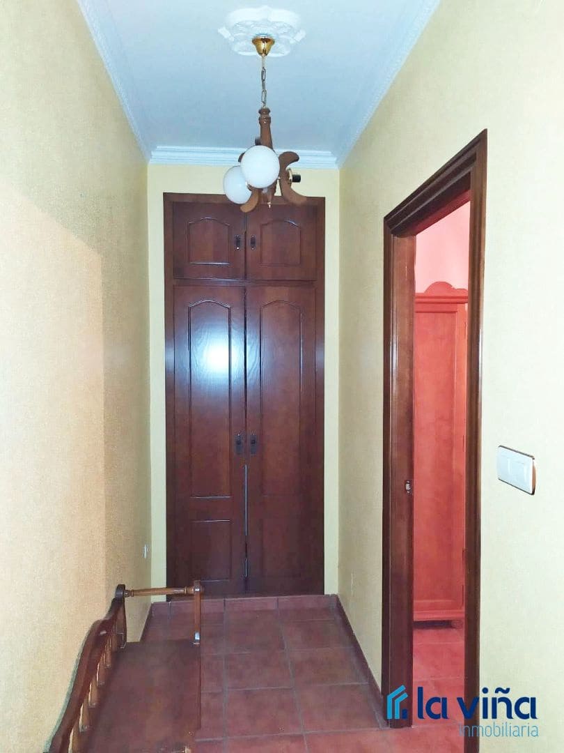 5 soveværelse Semi-Rækkehus til salg i Encinas Reales - € 143.000 (Ref: 9047124)