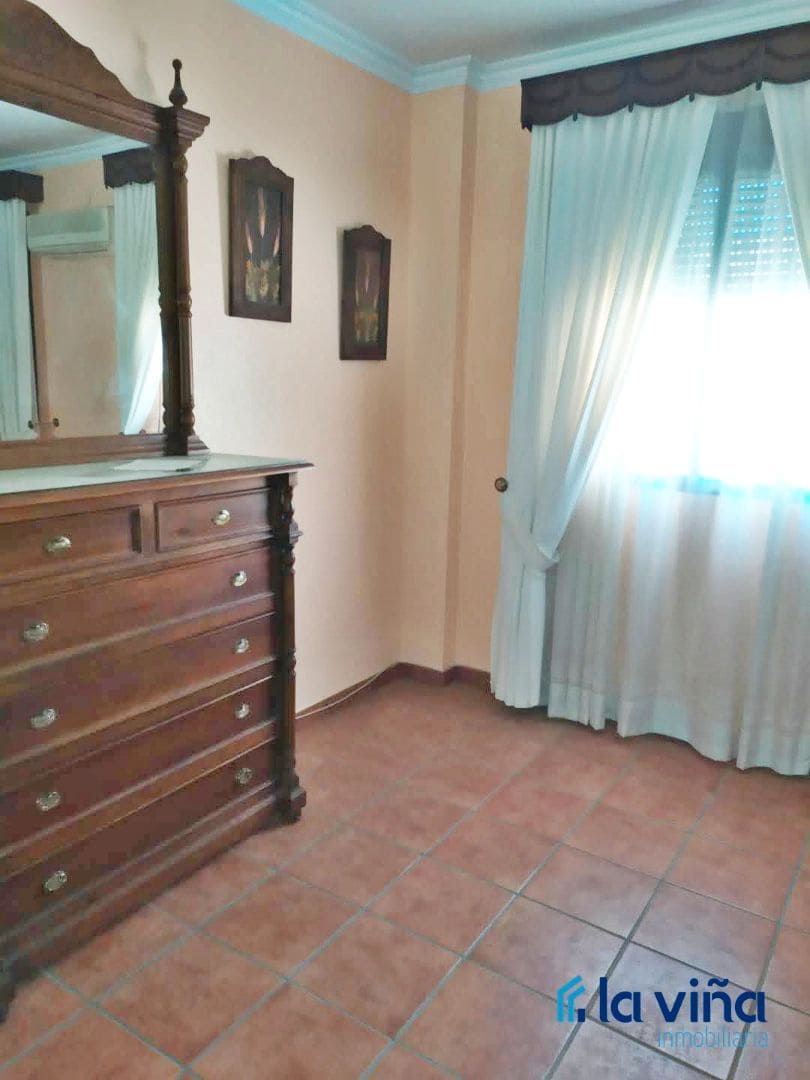 5 soveværelse Semi-Rækkehus til salg i Encinas Reales - € 143.000 (Ref: 9047124)