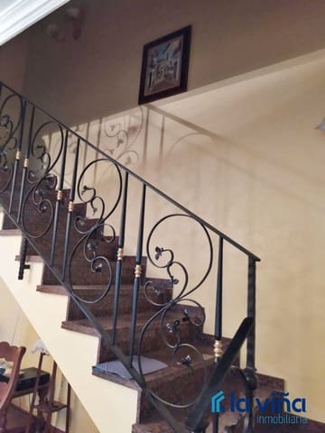 5 makuuhuone Paritalo myytävänä paikassa Encinas Reales - 143 000 € (Ref: 9047124)