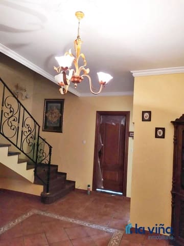 5 makuuhuone Paritalo myytävänä paikassa Encinas Reales - 143 000 € (Ref: 9047124)