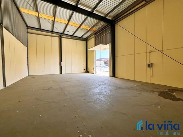 Commercial for rent in Mollina - € 550 (Ref: 9162872)