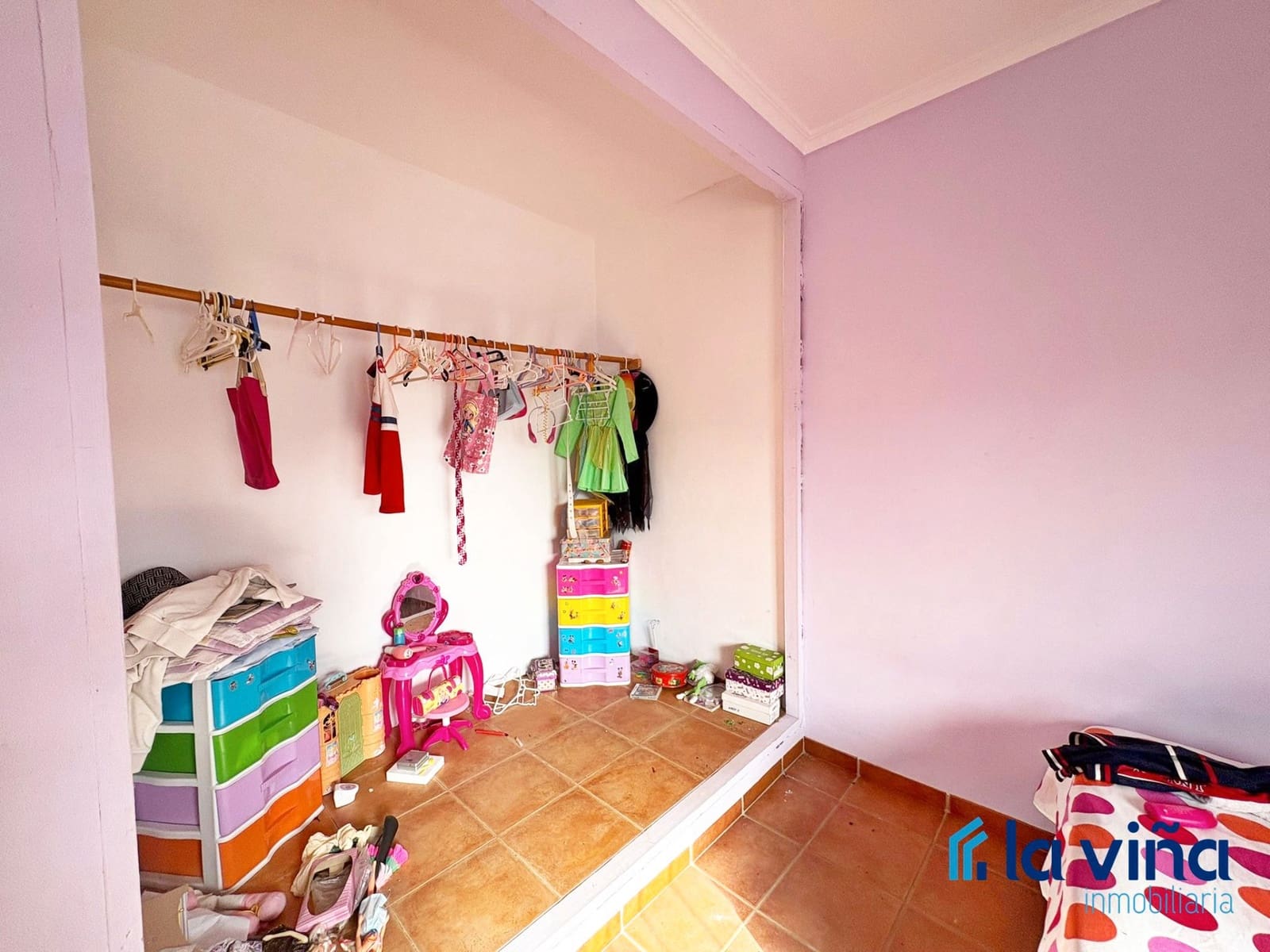 3 slaapkamer Finca/Landhuis te koop in Alameda - € 425.000 (Ref: 9162873)