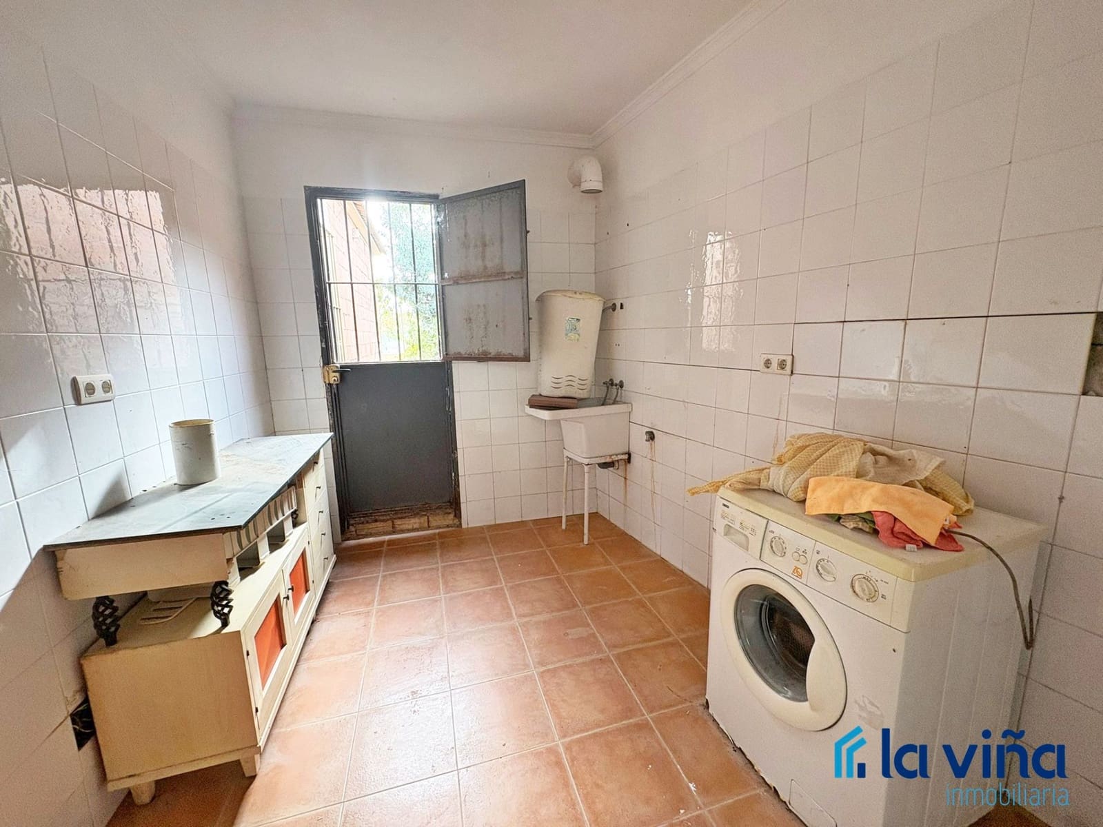 3 slaapkamer Finca/Landhuis te koop in Alameda - € 425.000 (Ref: 9162873)