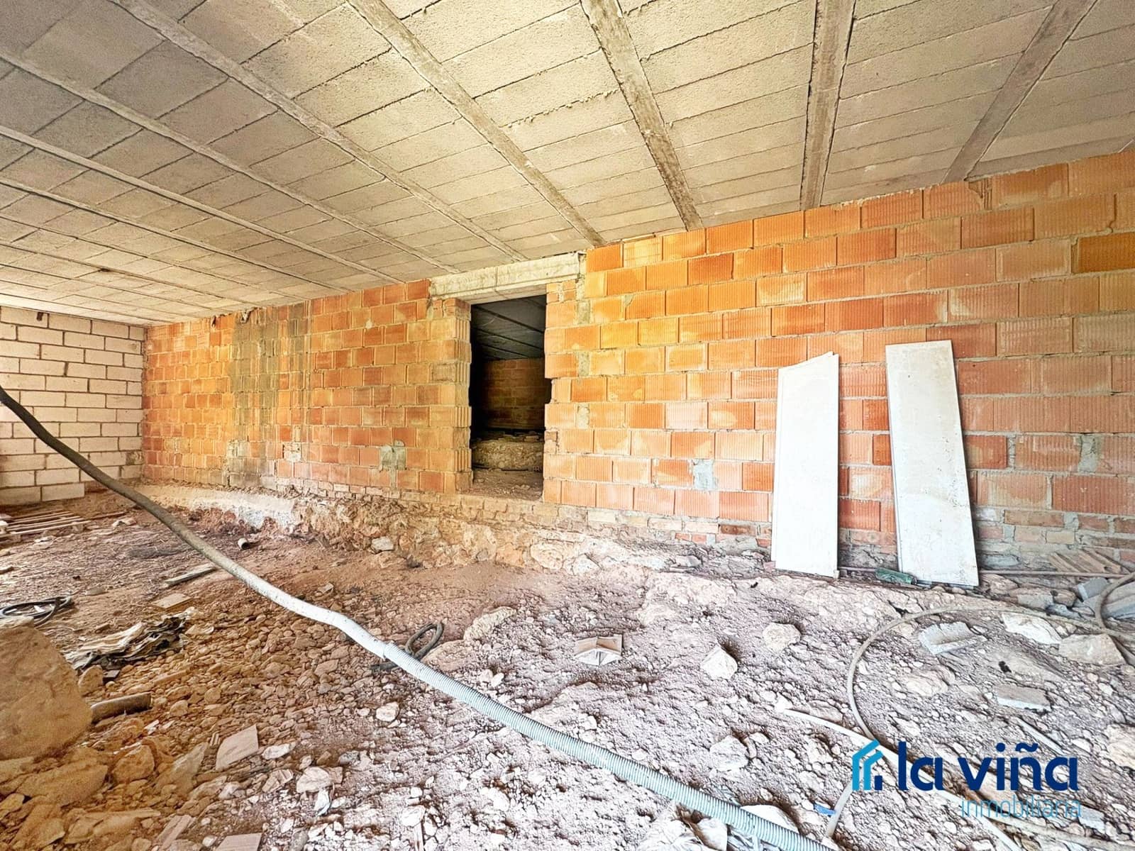 3 slaapkamer Finca/Landhuis te koop in Alameda - € 425.000 (Ref: 9162873)