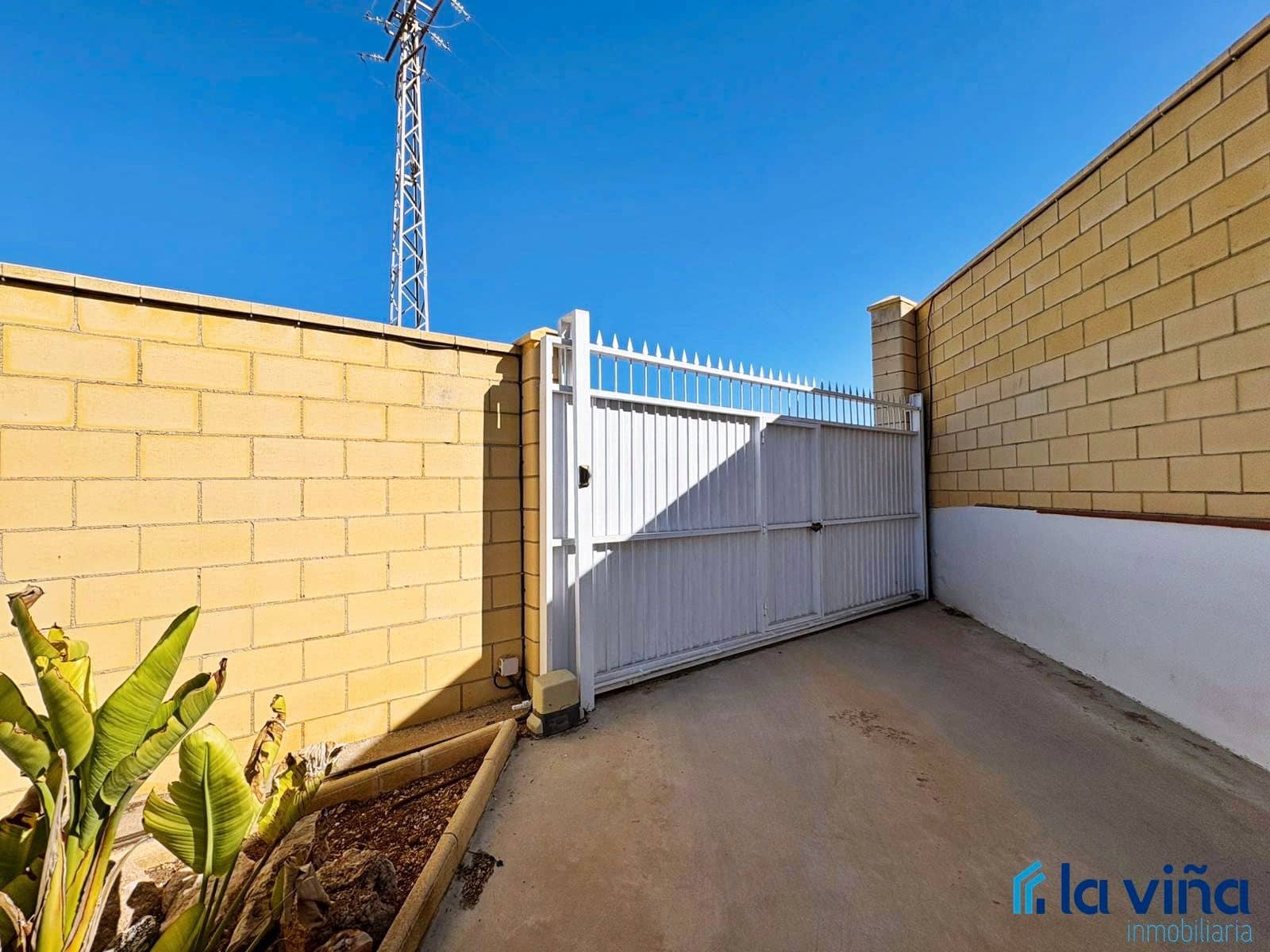 3 soverom Villa til salgs i La Roda de Andalucia - € 320 000 (Ref: 9203356)