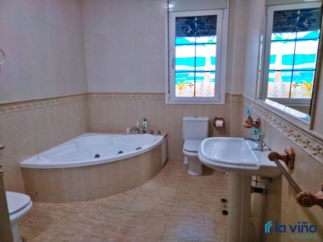 3 soverom Villa til salgs i La Roda de Andalucía - € 320 000 (Ref: 9203356)