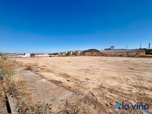 Building Plot for sale in Fuente de Piedra - € 25,500 (Ref: 9211345)