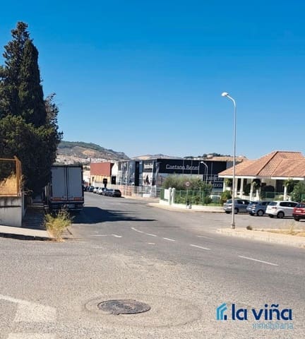 Rakentamaton maa myytävänä paikassa Antequera - 325 000 € (Ref: 9235876)