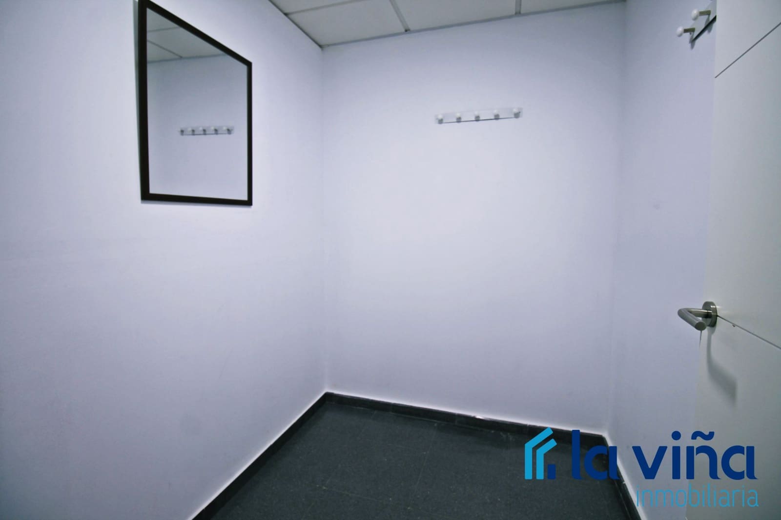 Kontor til salg i Mollina - € 425.000 (Ref: 9255903)