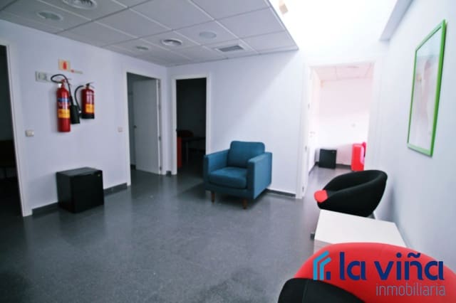 Kontor til salgs i Mollina - € 425 000 (Ref: 9255903)