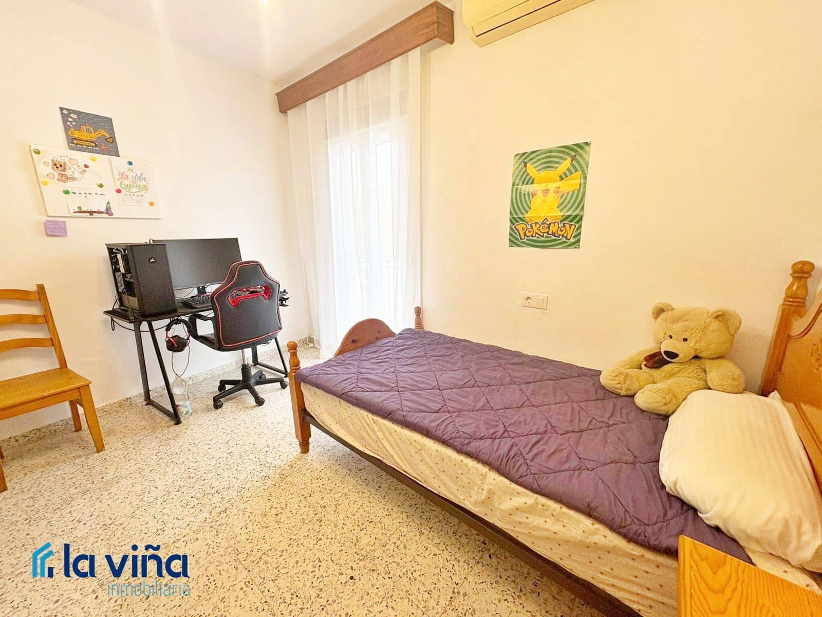 4 bedroom Townhouse for sale in Cuevas Bajas - € 124,900 (Ref: 9436521)