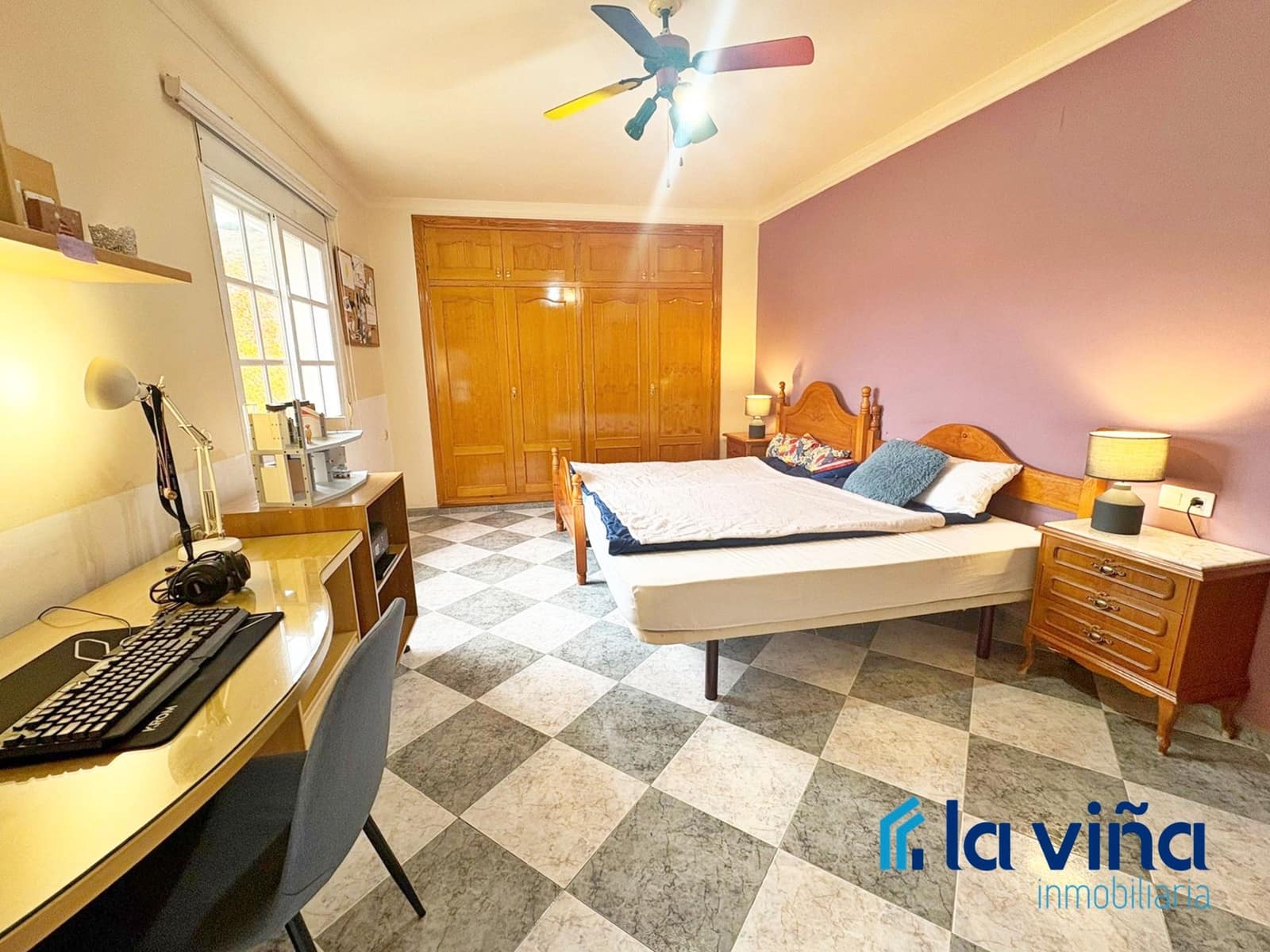 4 bedroom Townhouse for sale in Cuevas Bajas - € 124,900 (Ref: 9436521)