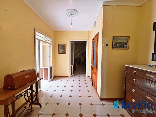 Casa de 5 habitaciones en Benamejí en venta - 120.000 € (Ref: 9466026)