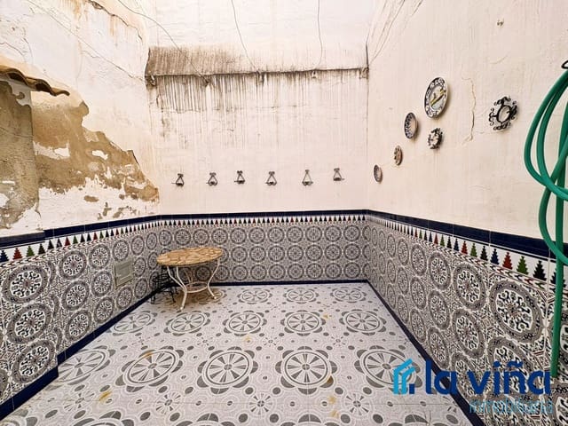 Casa de 5 habitaciones en Benamejí en venta - 120.000 € (Ref: 9466026)