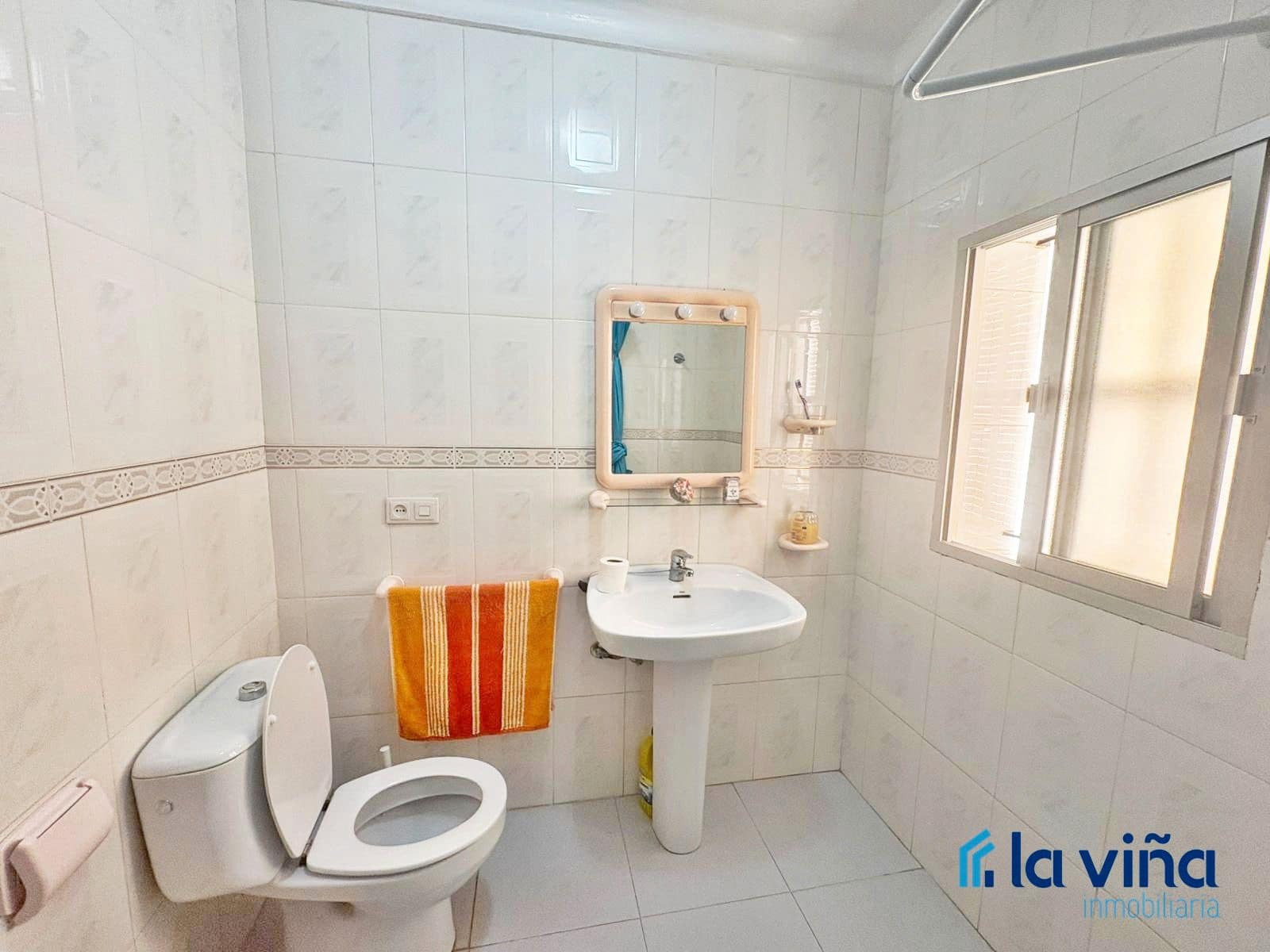 5 quarto Casa em Banda para venda em Mollina - 189 000 € (Ref: 9466027)