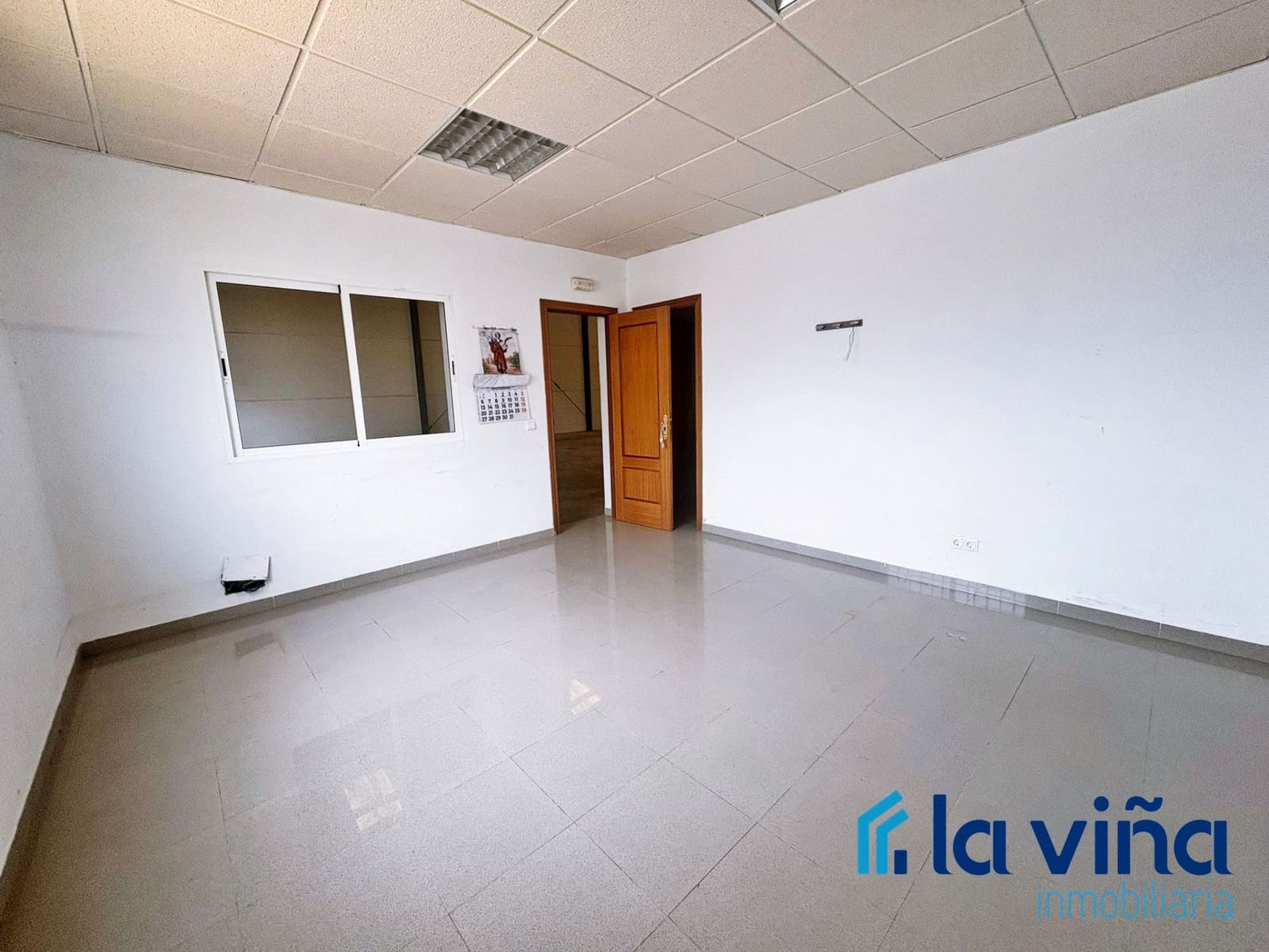 Comercial para venda em Mollina - 140 000 € (Ref: 9473329)