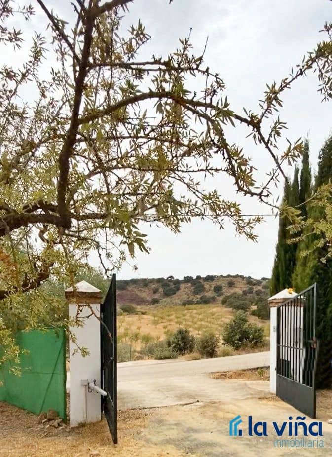 3 makuuhuone Maalaistalo myytävänä paikassa Villanueva del Rosario mukana uima-altaan - 650 000 € (Ref: 9503541)