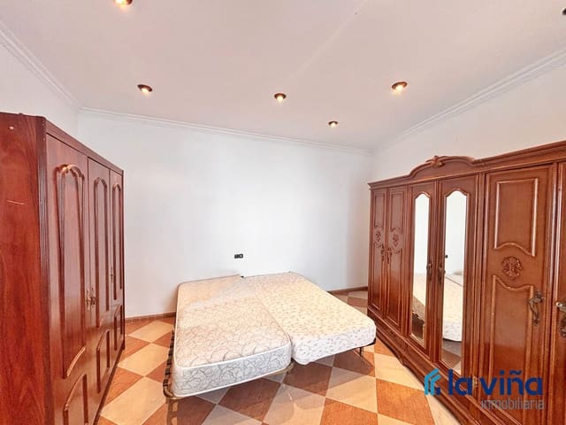 3 soveværelse Byhus til salg i Antequera - € 230.000 (Ref: 9559904)