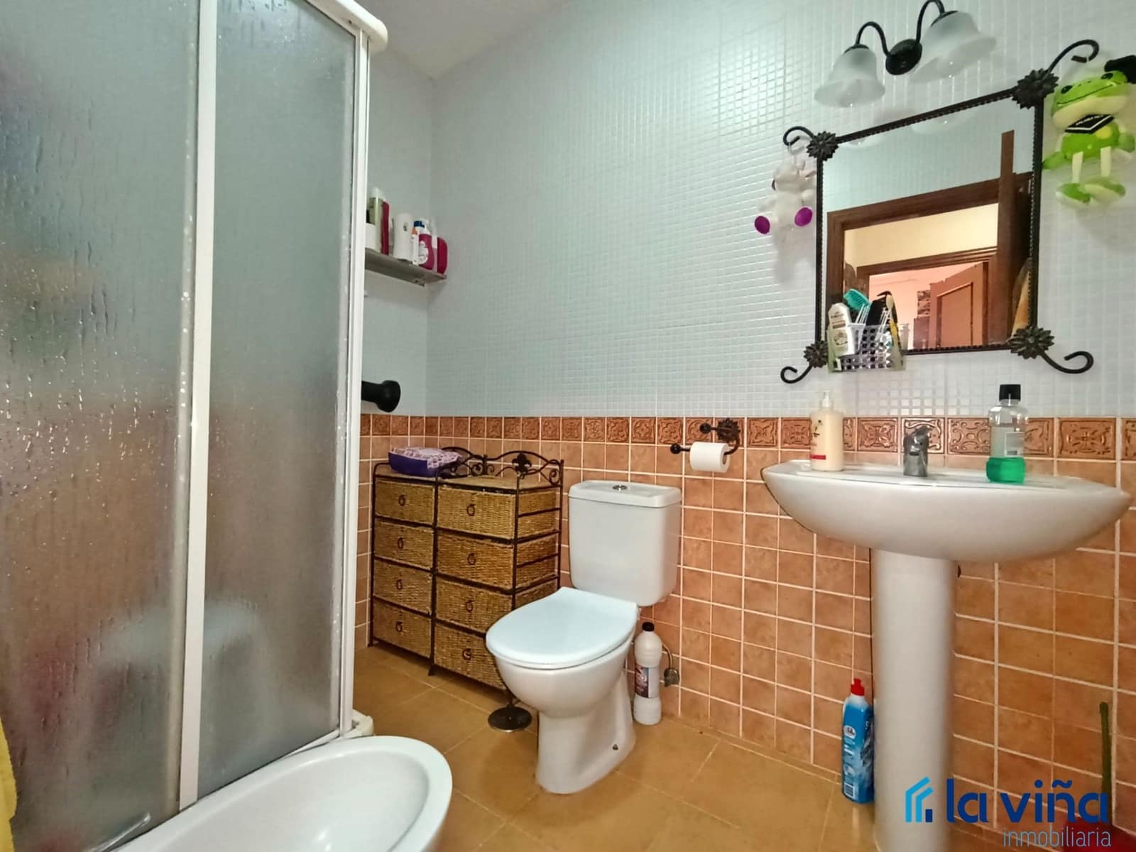 Piso de 3 habitaciones en Encinas Reales en venta - 88.000 € (Ref: 9563788)