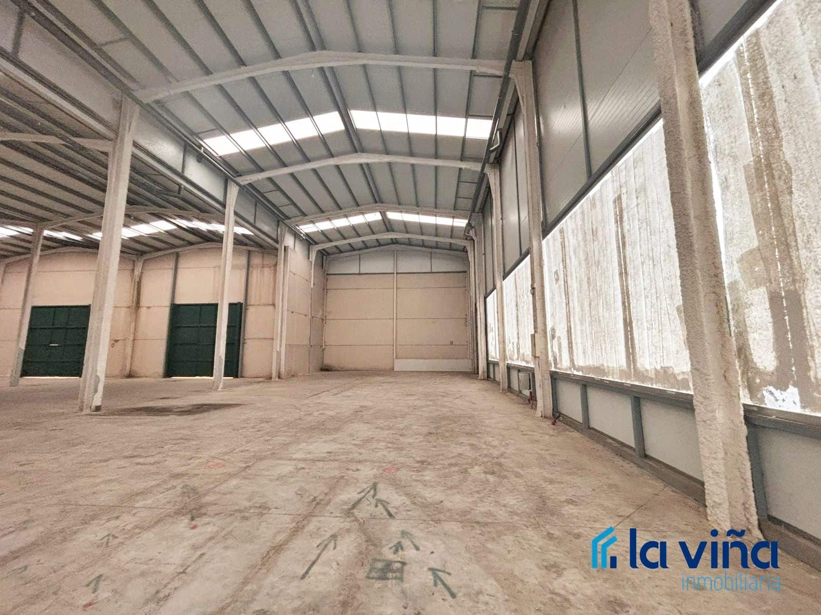 Komercyjne na sprzedaż w Antequera - 1 800 000 € (Ref: 9566653)