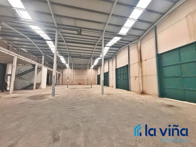 Erhverv til salg i Antequera - € 1.800.000 (Ref: 9566653)