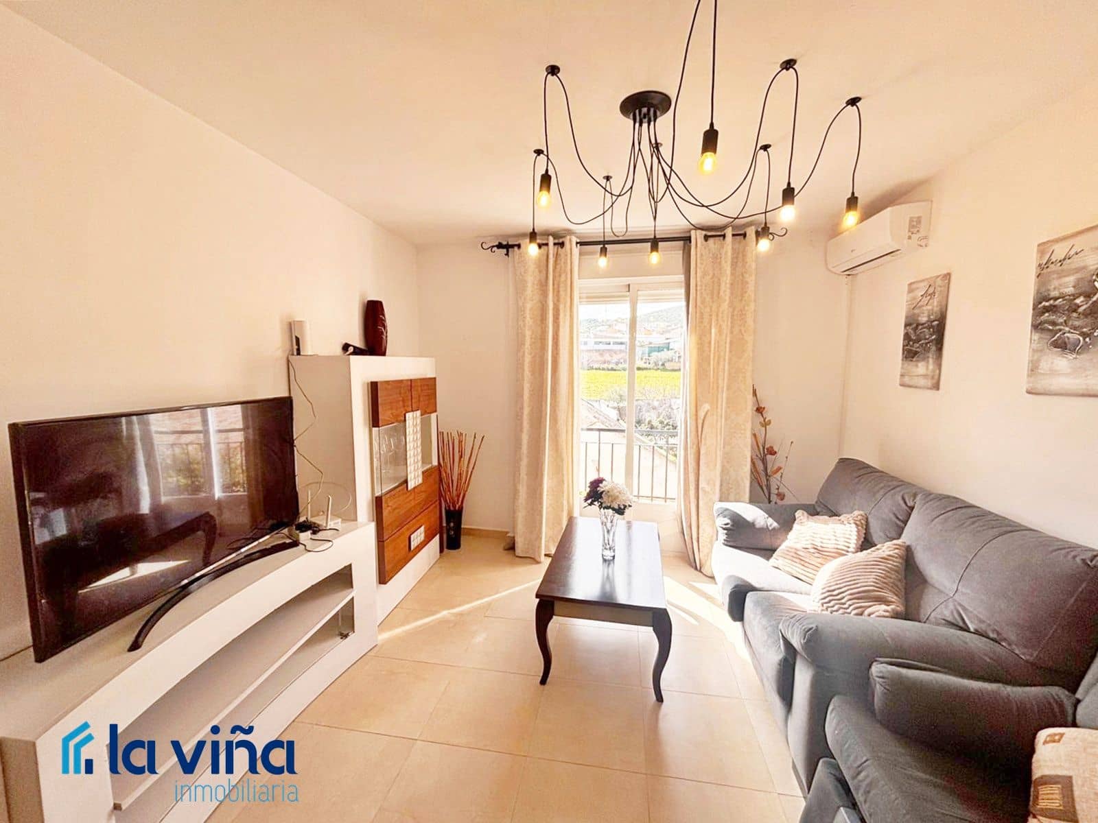 3 bedroom Flat for sale in Alameda with garage - € 135,000 (Ref: 9588359)