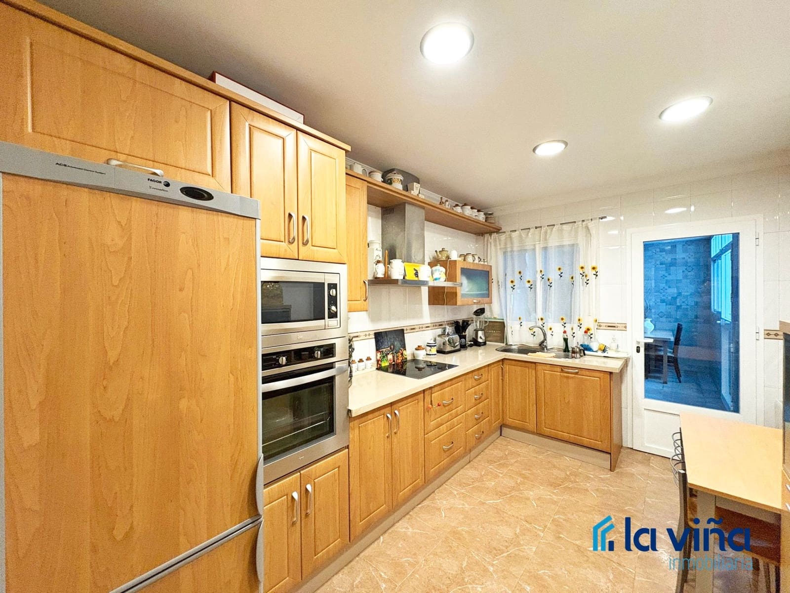 4 soveværelse Villa til salg i Mollina - € 220.000 (Ref: 9588518)