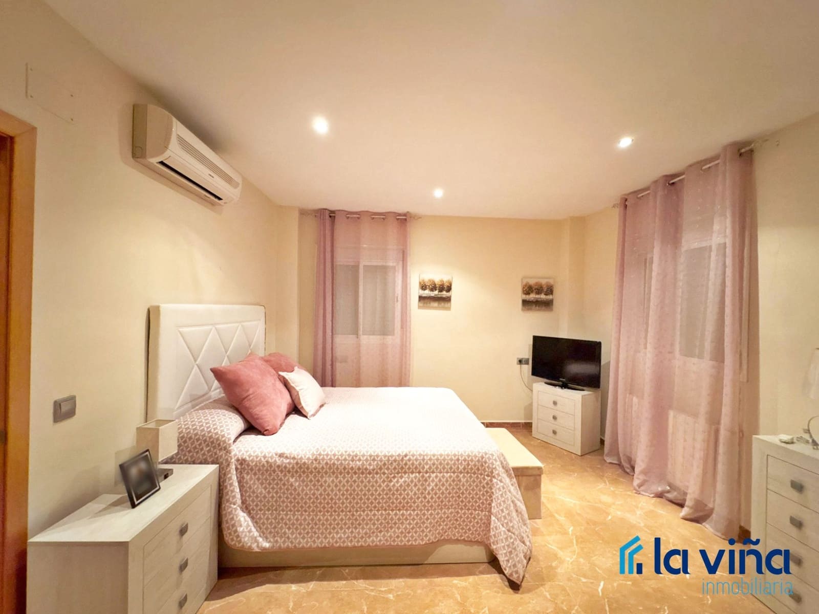 4 soveværelse Villa til salg i Mollina - € 220.000 (Ref: 9588518)