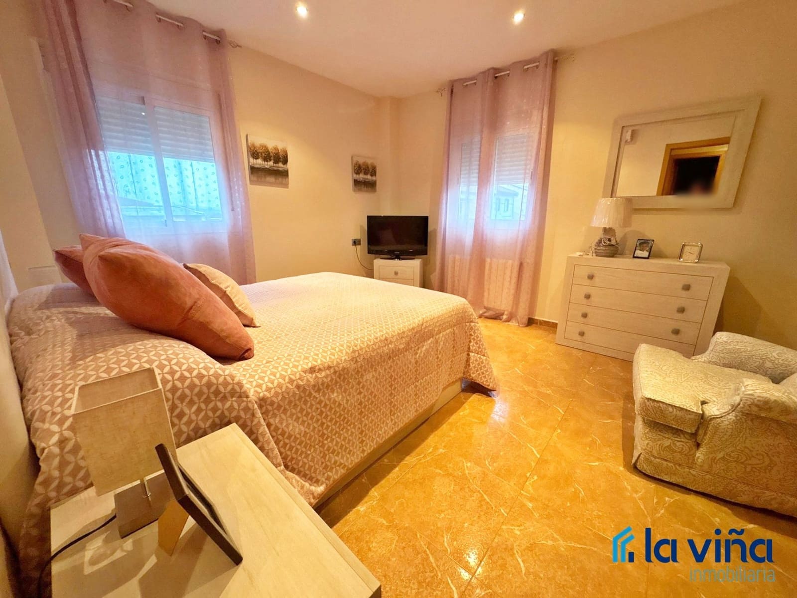 4 soveværelse Villa til salg i Mollina - € 220.000 (Ref: 9588518)