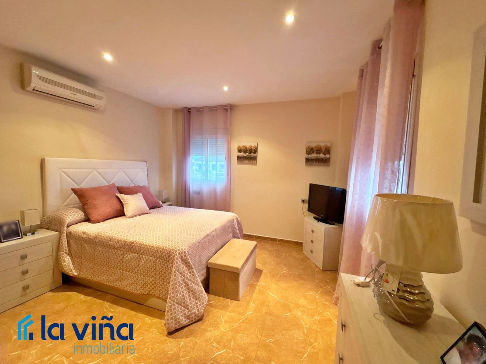 4 soveværelse Villa til salg i Mollina - € 220.000 (Ref: 9588518)