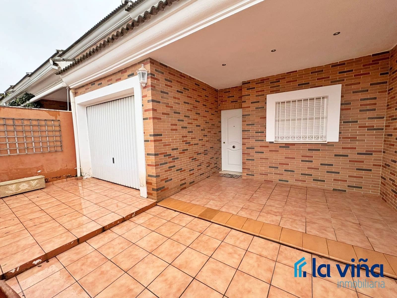 4 soveværelse Villa til salg i Mollina - € 220.000 (Ref: 9588518)