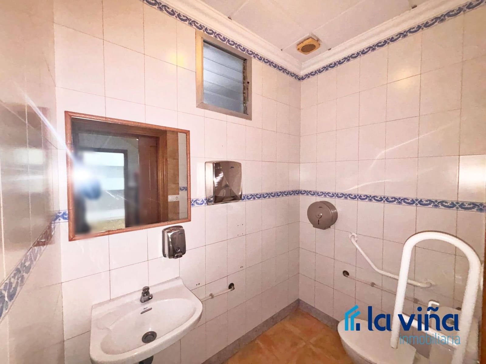 4 chambre Restaurant/Bar à vendre à Campillos - 355 000 € (Ref: 9593271)