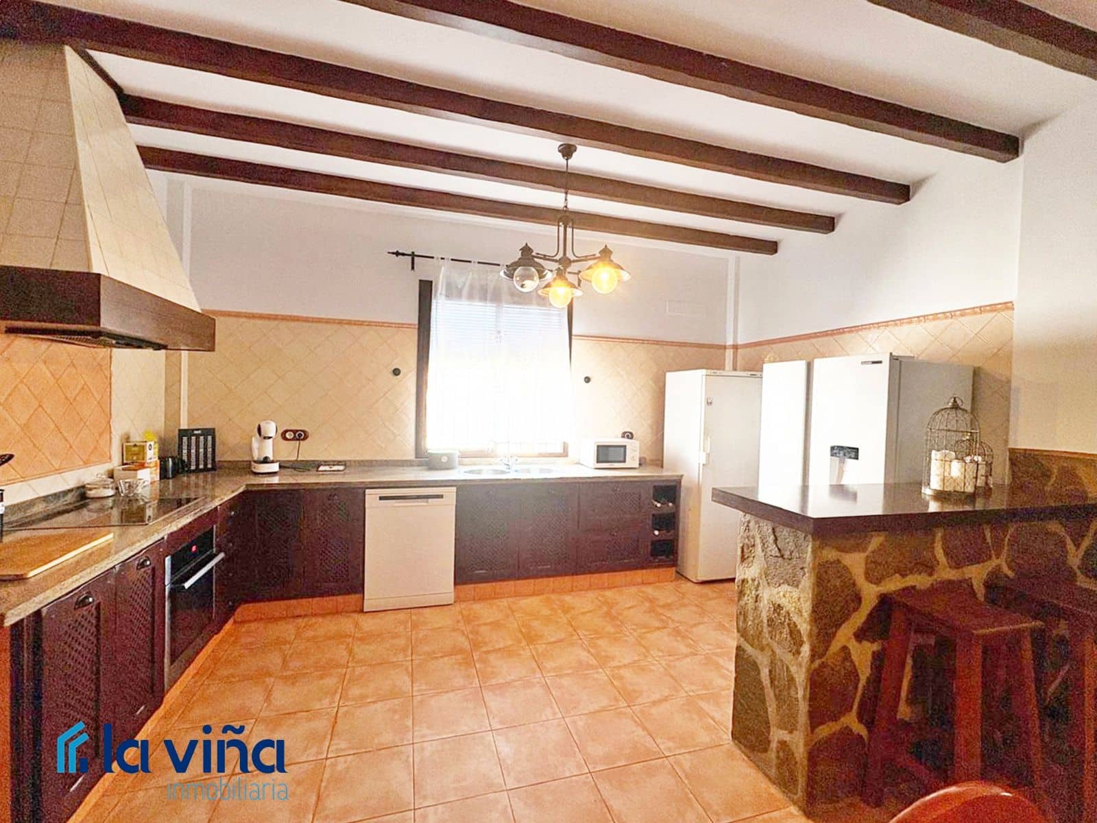 4 bedroom Villa for sale in Humilladero - € 194,900 (Ref: 9618136)