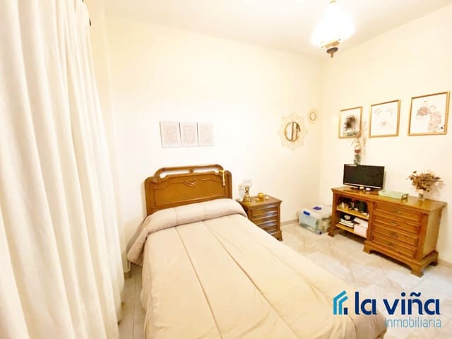 Apartamento de 4 habitaciones en Campillos en venta - 255.000 € (Ref: 9635238)