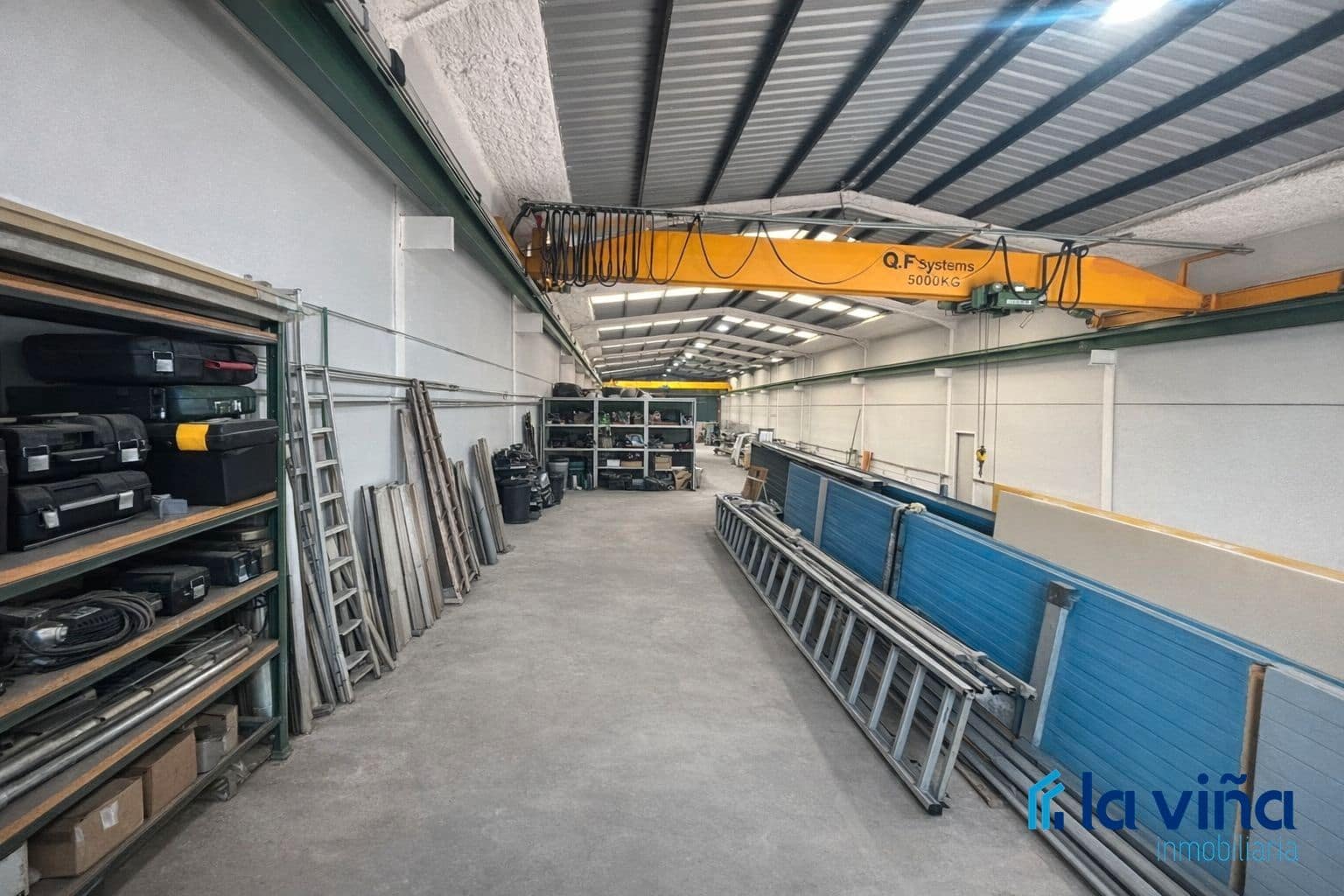 Kaupallinen myytävänä paikassa Antequera - 450 000 € (Ref: 9650893)