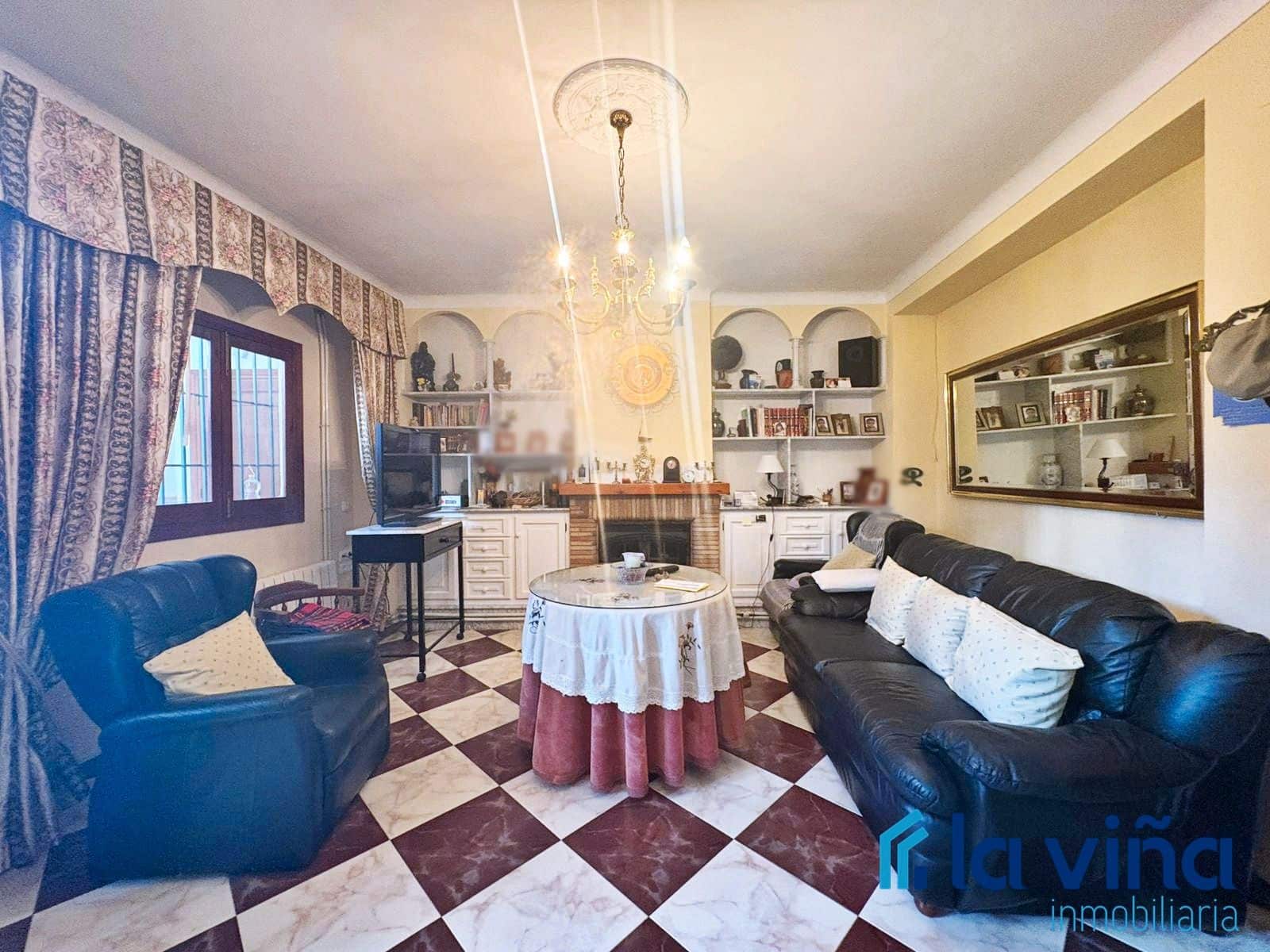 5 makuuhuone Huvila myytävänä paikassa Campillos - 335 000 € (Ref: 9668269)